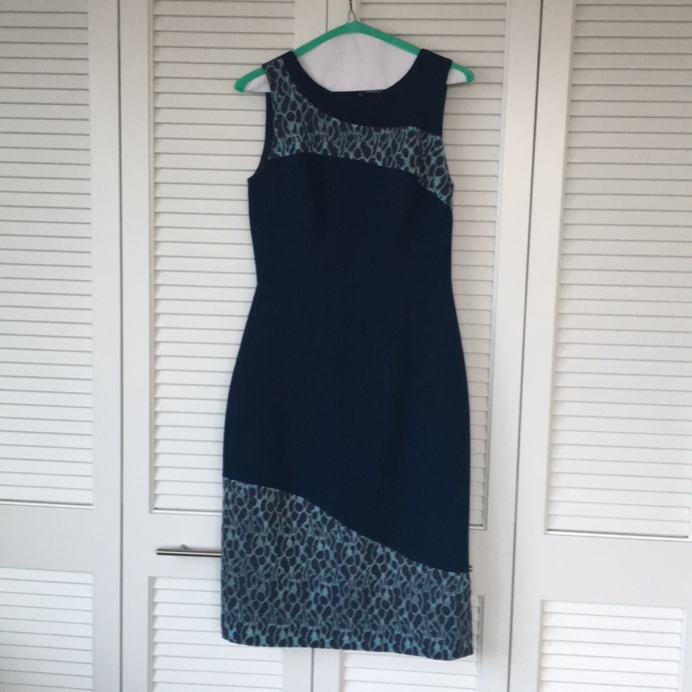 Black Halo Sheath size 4 navy dress